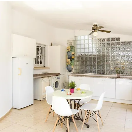 Apartment Apartamento Denia, 2 Dormitorios, 4 Personas - Es-262-42