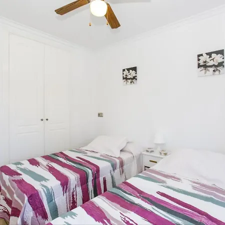 Apartamento Apartamento Denia, 2 Dormitorios, 4 Personas - Es-262-42 *