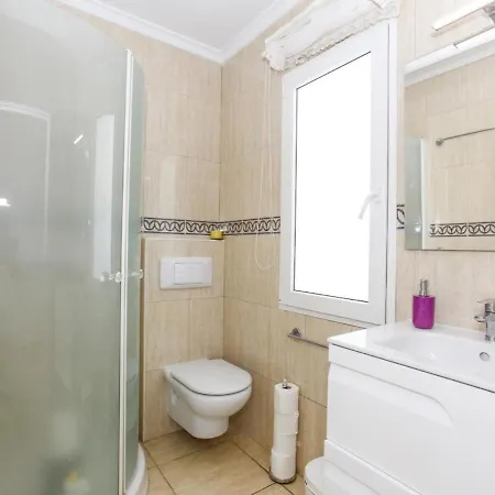 Apartamento Denia, 2 Dormitorios, 4 Personas - Es-262-42 Apartamento Dénia