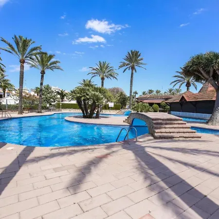 Apartamento Denia, 2 Dormitorios, 4 Personas - Es-262-42 شقة *
